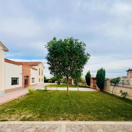 Landhaus El Refugio De Pedrosa *